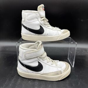 Nike Blazer Mid 77 White Black Sneakers DA4087-100 Kid’s Size 11C